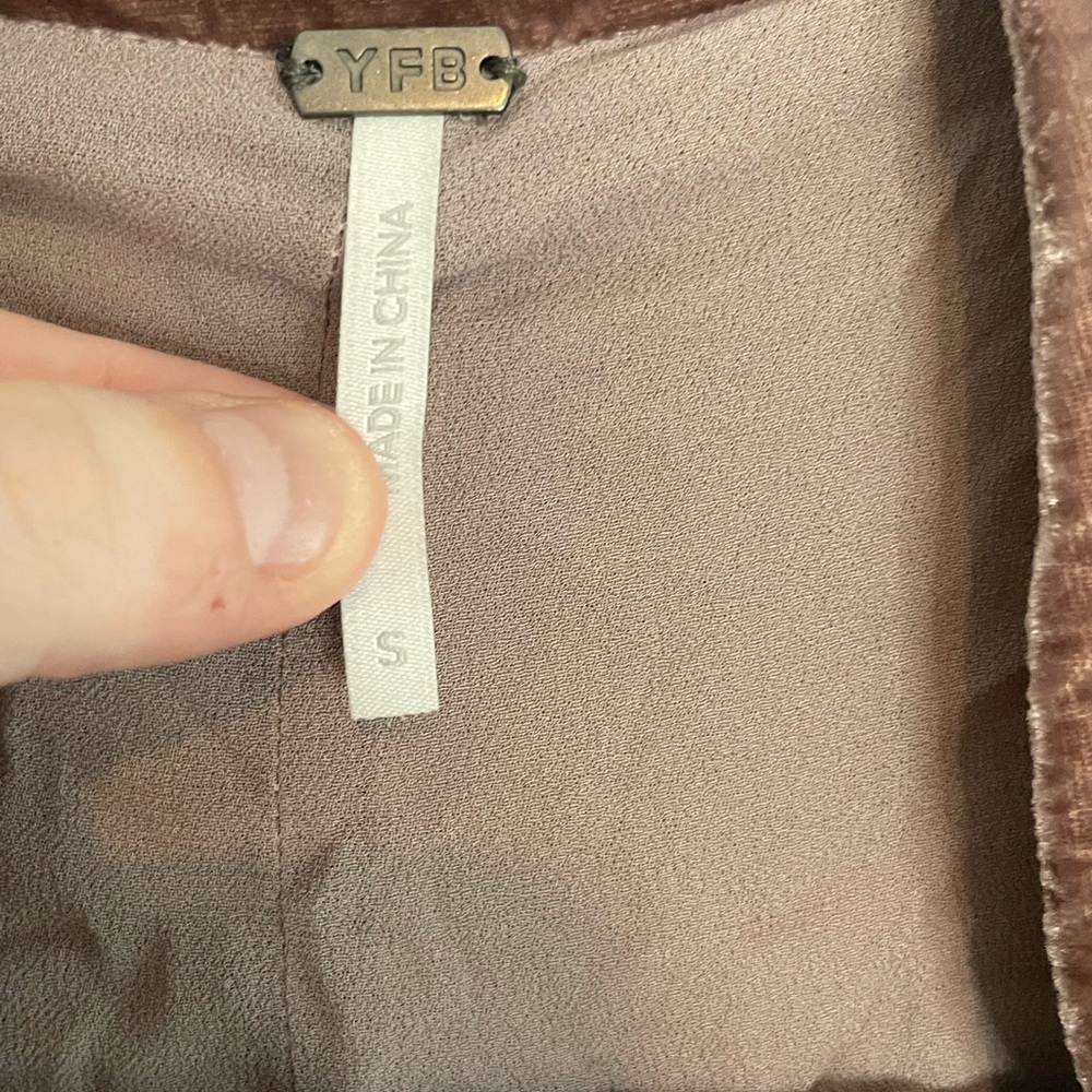 YFB - VELVET BLAZER - Picture 2 of 7